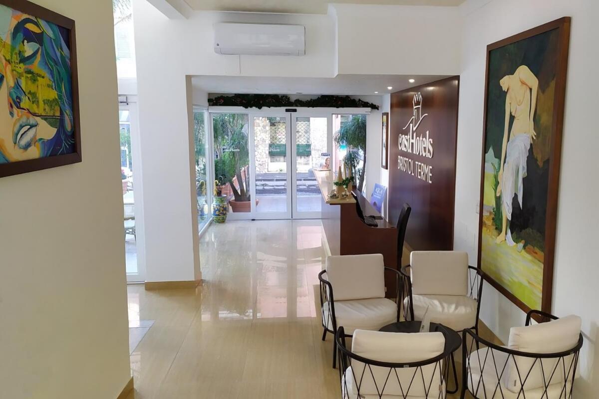 Agosto Ischia Centro Offerta hotel vicino al mare con cure termali ASL